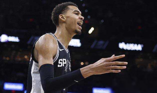 2024年德约科维奇纳达尔费德勒谁网坛地位高