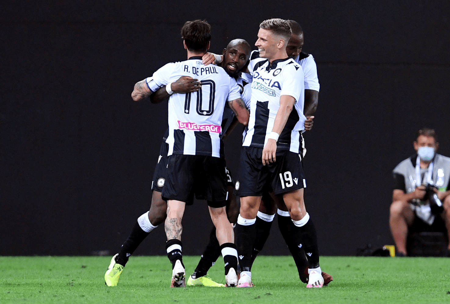 九游娱乐APP-0304尤文图斯客场皮耶罗